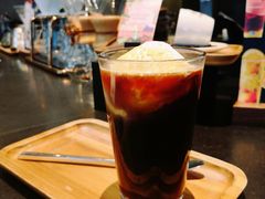 -星巴克(杭州湖滨银泰E区店)
