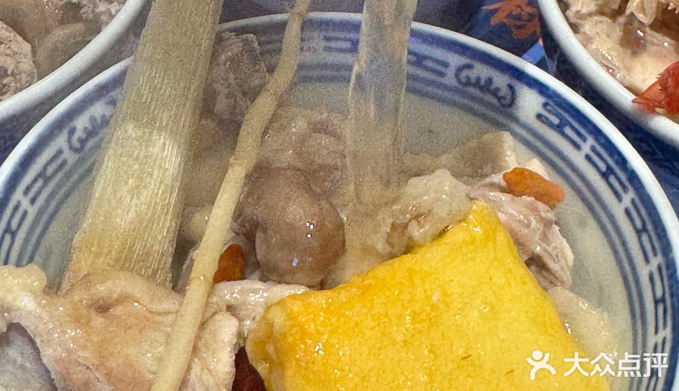 在厦门吃了不下5次的！居然有甘蔗鸡！！