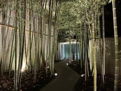 -穹六人间 people 6(岳阳路店)