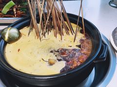 -钢管厂五区小郡肝串串香(奥克斯广场锦城万达店)