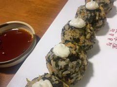 肉松手抓饭团-第二外国语学院-韩国餐厅(朝阳路店)