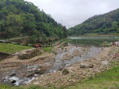-梅岭月亮湾山体公园