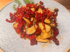 -一朵菌·野生菌探索家火锅(南亚店)