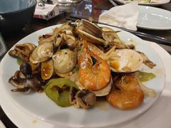 -飨食汇全日制餐厅·昆山皇冠假日酒店(九方店)