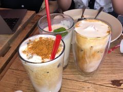 香蕉冰激凌奶昔-漫咖啡(浏阳河店)