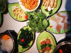 -一叶一世界·素食餐厅(锦华万达店)