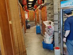 -万里闯关东铁锅炖菜馆(高新旗舰店)