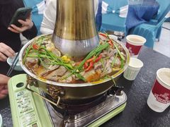 -撒拉人家.酸菜牦牛肉火锅