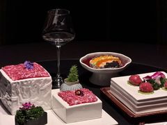 -左庭右院鲜牛肉火锅黑金店(陆家嘴中心店)