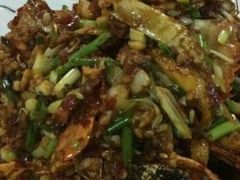 -凤凰路何眼镜香辣蟹(花果园店)