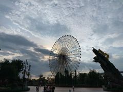 -七彩云南欢乐世界