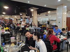 大堂-牛一煲美食(江高店)