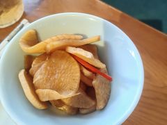 -菌自由丨野生菌火锅特色庭院餐厅(丽江古城店)