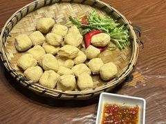 -老滇山寨•云南特色菜•地方菜•民族风情歌舞表演(金碧店)