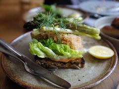 炸海鲈鱼三明治-BOR Eatery(安福路店)