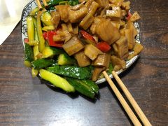-内蒙焖面大盆骨餐馆(山大路店)