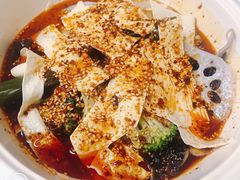 钵钵鸡-艺味深尝(云锦路店)