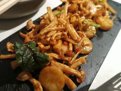 -荟廷·晶萃(陆家嘴尚悦湾店)
