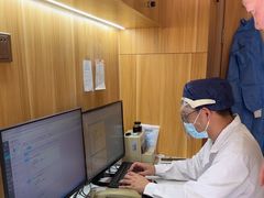 -上海仁爱医院口腔科 · 种植