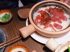 皇上皇腊味煲仔饭-啫响粤煲料理(万好大厦店)
