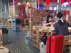 大堂-么肆烤肉·中式自助·烤肉大排档(街道口季佳PAI店)