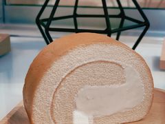 日式鲜乳卷-SKROLL卡特司库·蛋糕定制·生吐司·司康(古北程家桥店)