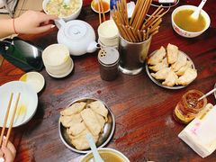 -黄阿姨锅贴大王(万航渡路店)