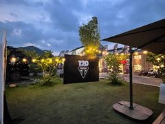 -浙江星杭奔驰4S店(海创园店)