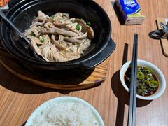 -荣基四海一家·家常菜·海鲜大排档(新安店)