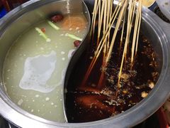 -马路边边·成都串串(翠柏路店)
