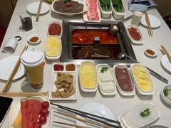 -海底捞火锅鲜切牛肉主题店(长寿路店)