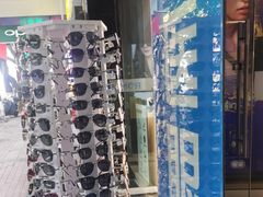 -荣视医眼镜(老车站店)