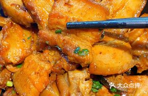 Ancient-style Hakka Stewed Whole Pig