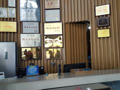 -晋爵会游泳馆(海湾公园店)