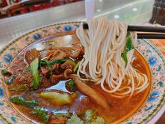-金杨拉面王小吃面馆·牛三宝面·红烧牛肉粉