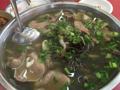 -谢老五跷脚牛肉·非遗传承店