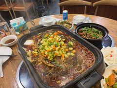 -鱼众不同·鸡公煲·烤全鱼(国顺路店)