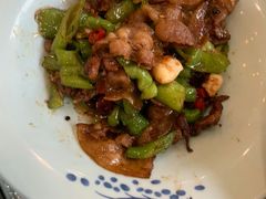 农家小炒肉-鑫巴蜀小镇 · 水煮鱼专研店(玉桥店)