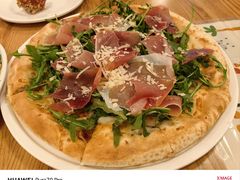 -城市大道红炉披萨烘焙坊