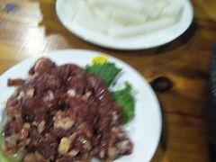 -五指山生态小黄牛(皮皮虾海鲜广场店)
