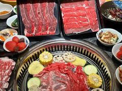 -匠牛亭·锅物烧肉放题自助(昆百大·泰业城店)