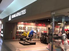 -NIKE品牌体验店(金源新燕莎店)