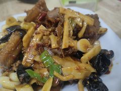 -瑜瑜饭馆