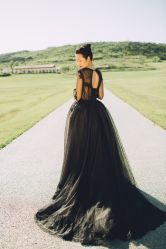 -拉瑞娜LaReine婚纱礼服高级定制