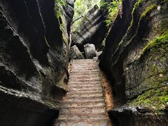 -梭布垭石林景区