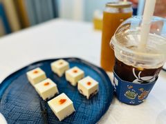 -品海楼·大连海胆锅贴馆(东港店)