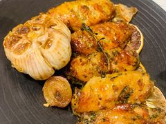 蜜汁法式蒜香烤鸡翅-娜娜家•Nana's restaurant (南开大悦城店)