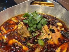 -川流不息·地道川菜·小龙虾(新松江路店)