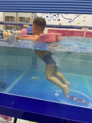 -趣童婴幼儿SPA母婴生活馆(孔雀城店)