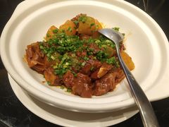 牛腩萝卜煲-马仕玖煲·融合菜·酥不腻烤鸭(人大店)